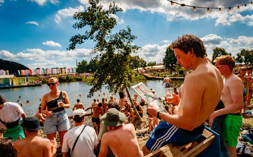Lowlands Daily Paradise